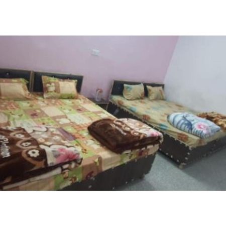 Gujrat Bhawan, Phata Apartment Ngoại thất bức ảnh